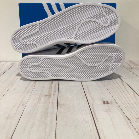 🔴SOLD🔴Adidas SuperStar Stan Smith White/Black - Picture 5 of 13